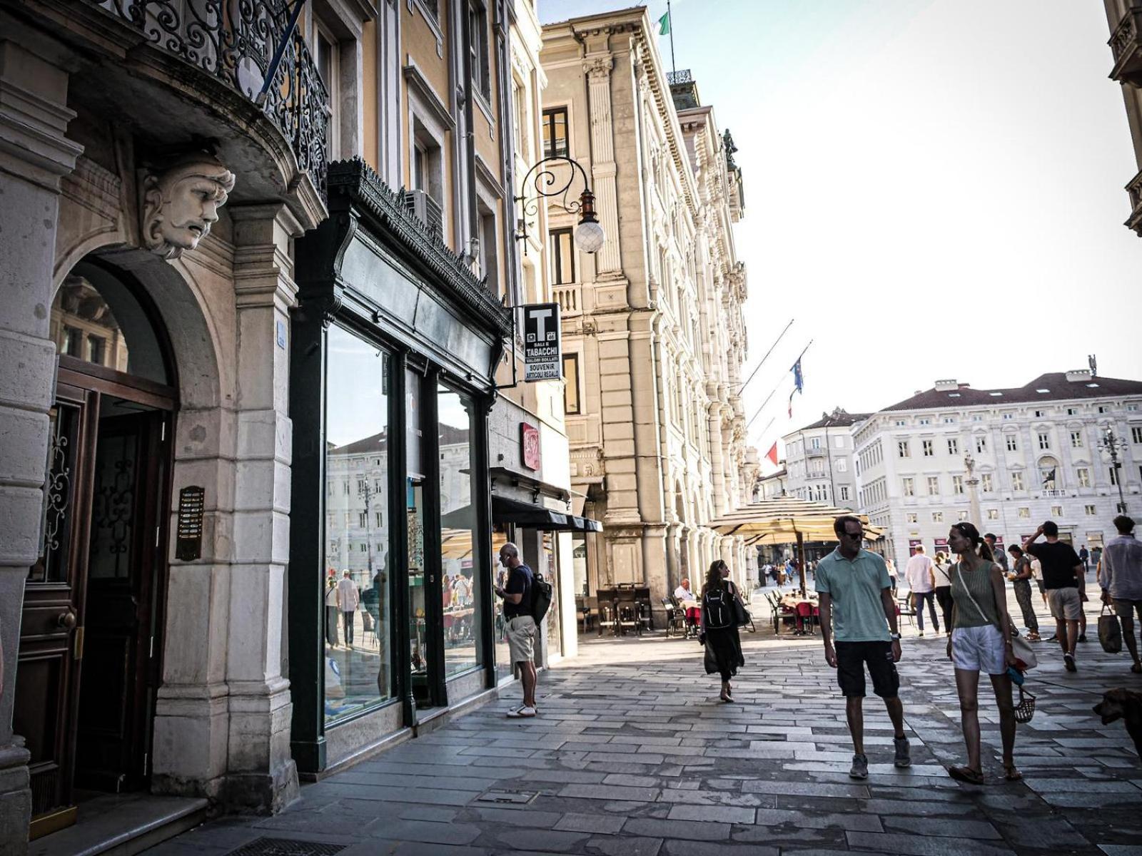 Casa Vacanze Trieste - Vista Piazza Unita 外观 照片